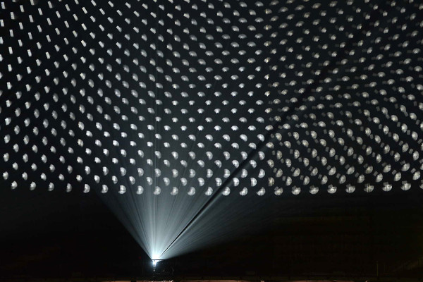 Lichtmalerei im Inneren des Gasometers Obernhausen