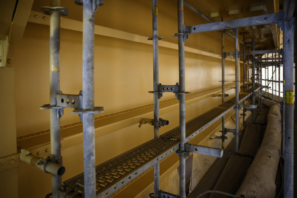 Außenwand des Gasometers mit Gerüst